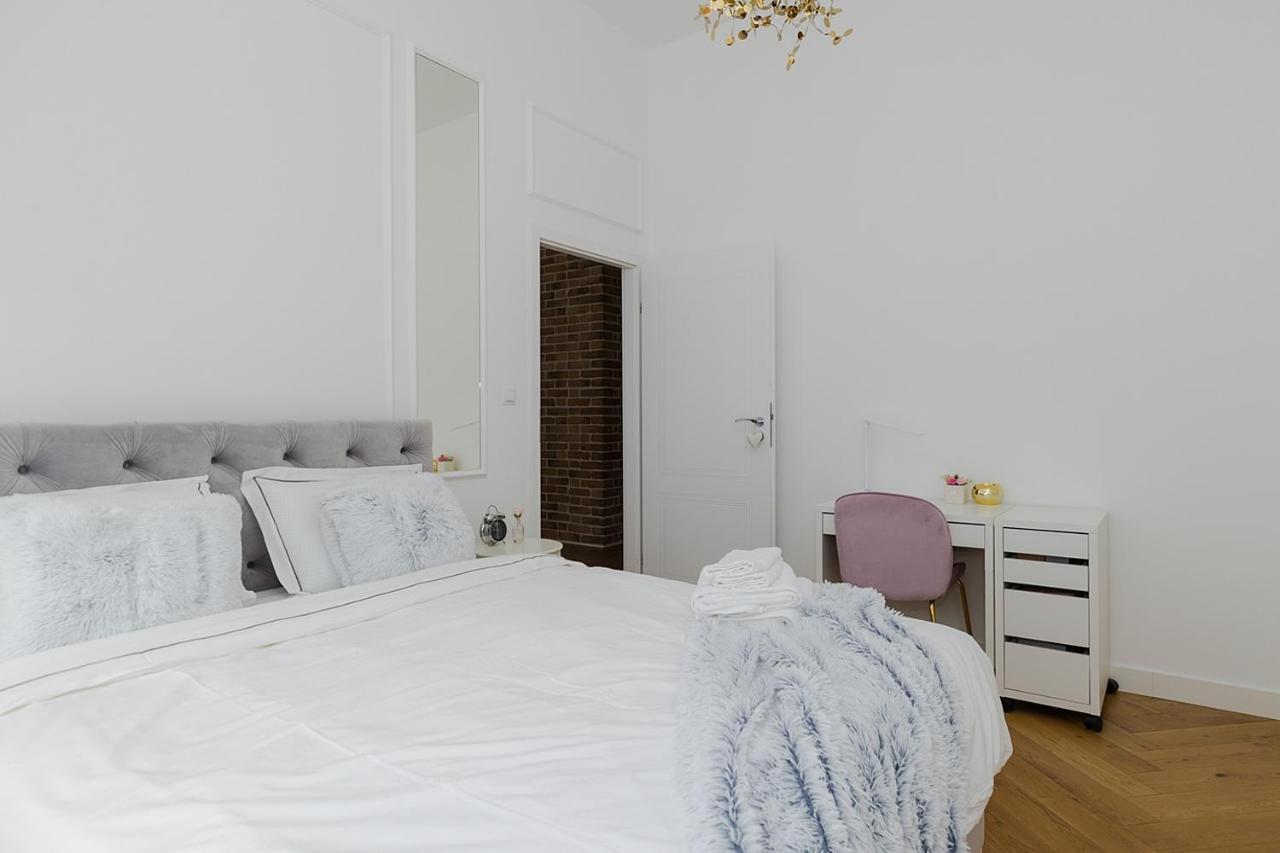 Woronicza Premium- Margo Apart Varşovia Exterior foto